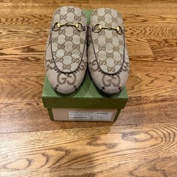 Gucci Princetown Loafer Mule - Picture 3 of 9